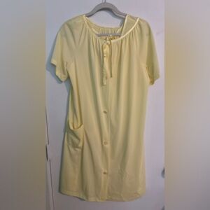 Vintage Varden Yellow Hostess Robe & Nightgown Sz Medium Made In USA Ribbon Trim